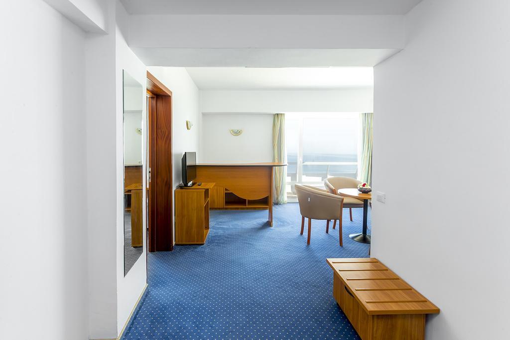 Savoy Hotel 马马亚 外观 照片