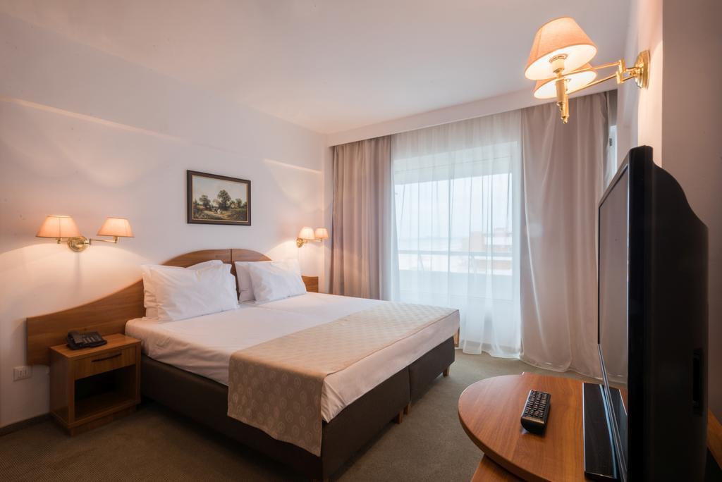 Savoy Hotel 马马亚 外观 照片